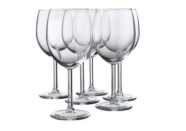 kieliszek do wina czerwonego